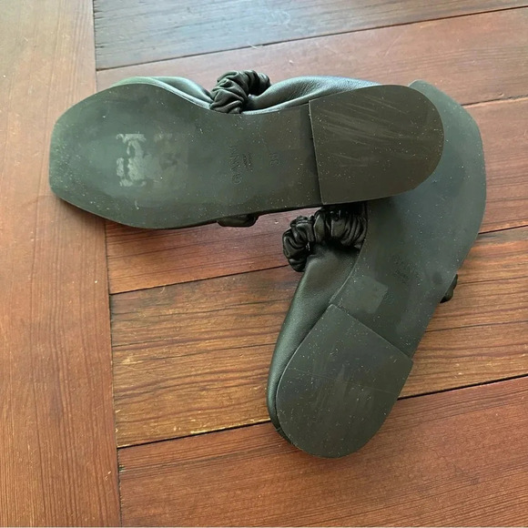 Ganni Leather Scrunchie Ballet Flats - Picture 5 of 6